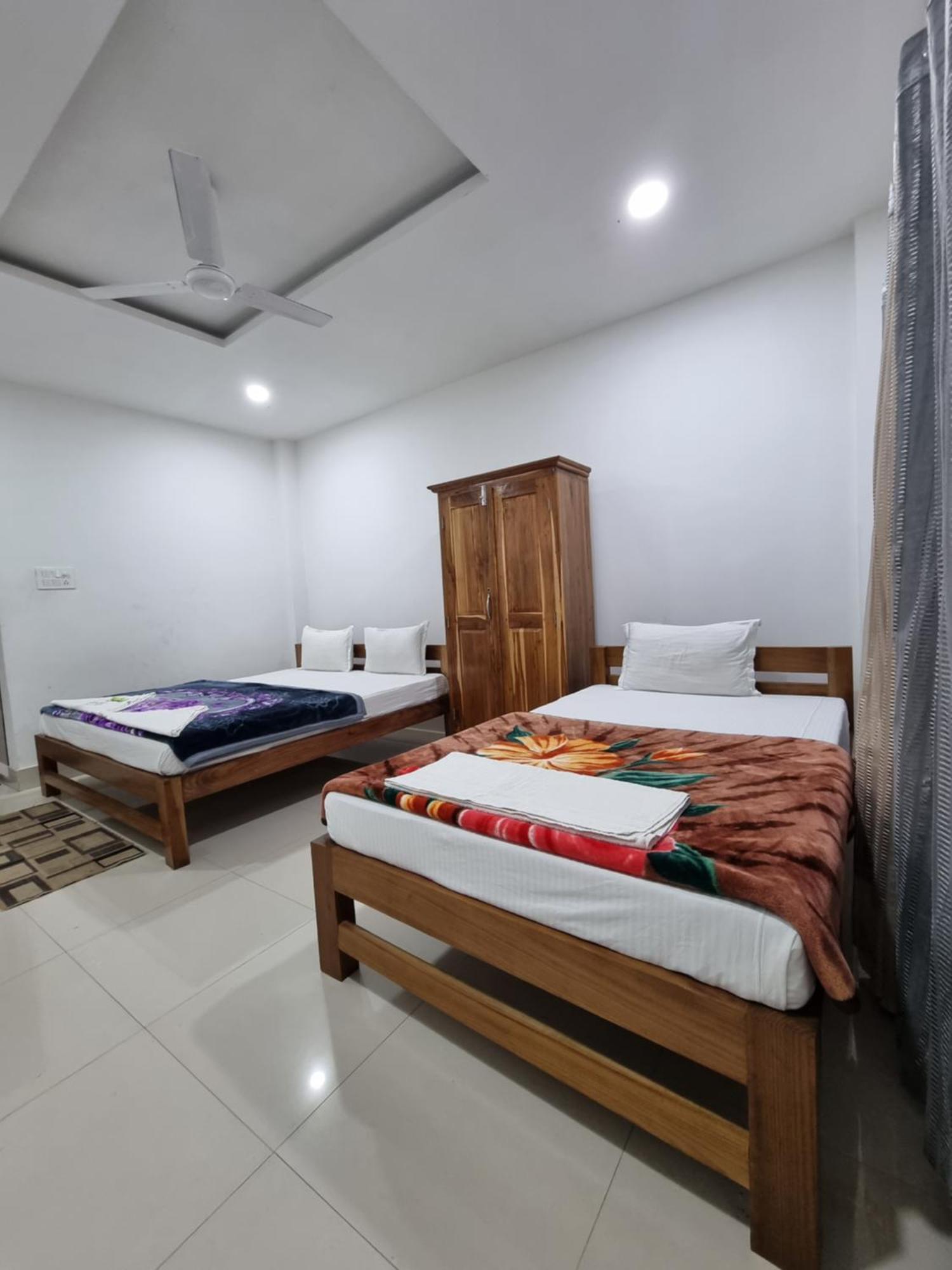Shivaji Inn Kāziranga Esterno foto