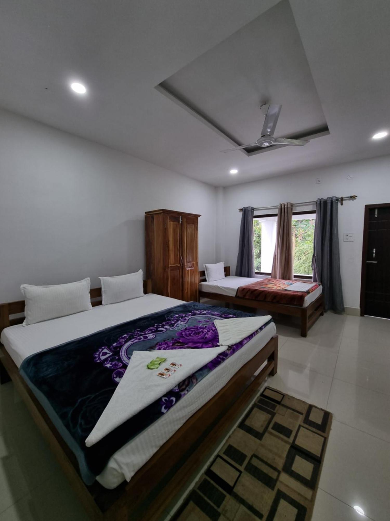 Shivaji Inn Kāziranga Esterno foto